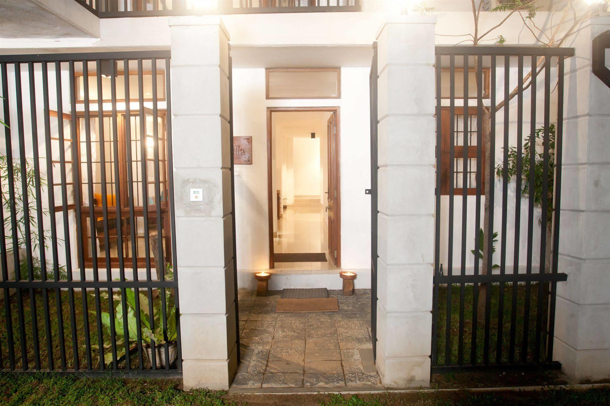 Lavinia Villa Dehiwala-Mount Lavinia Exterior photo